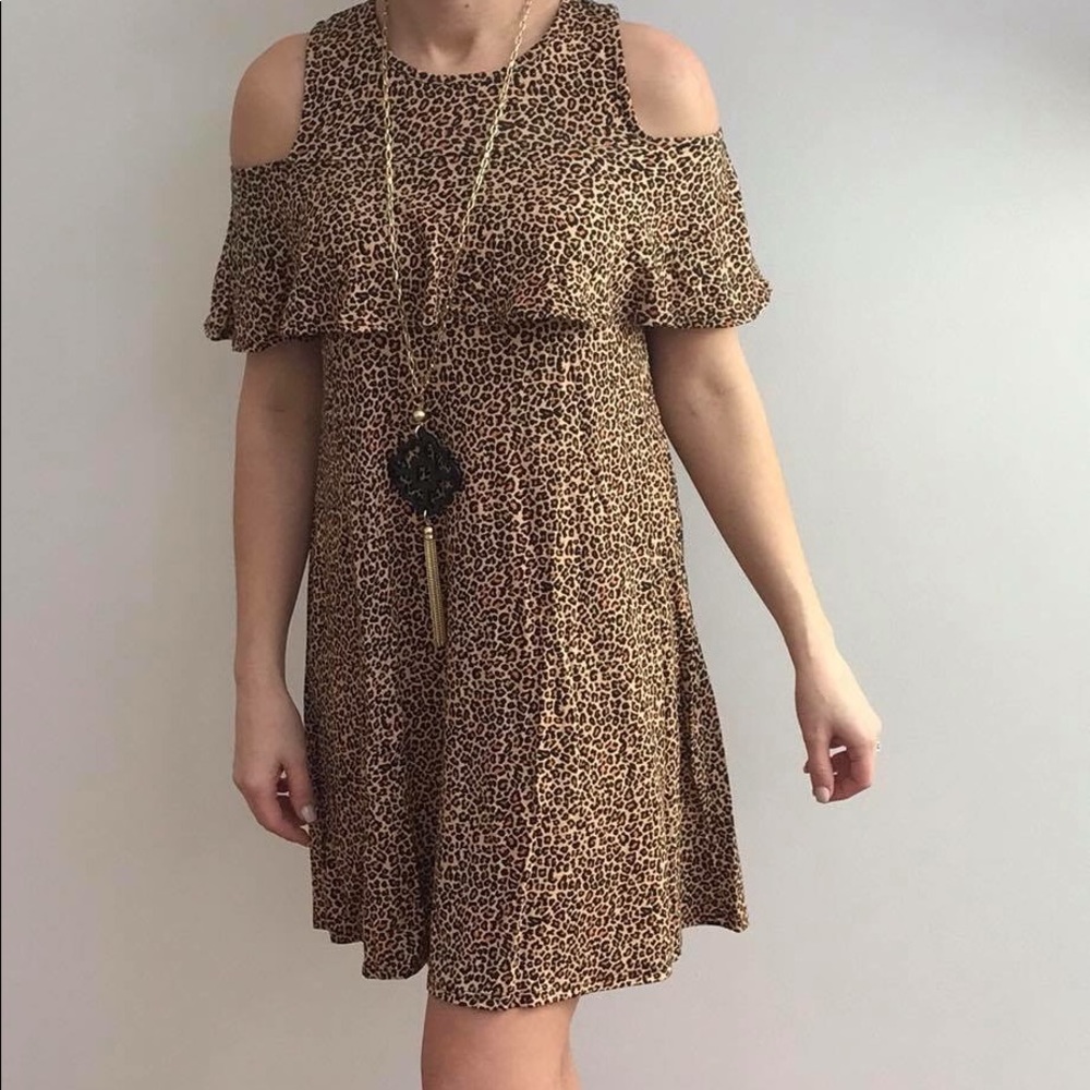 Agnes & Dora Cold shoulder tunic in Cheetah